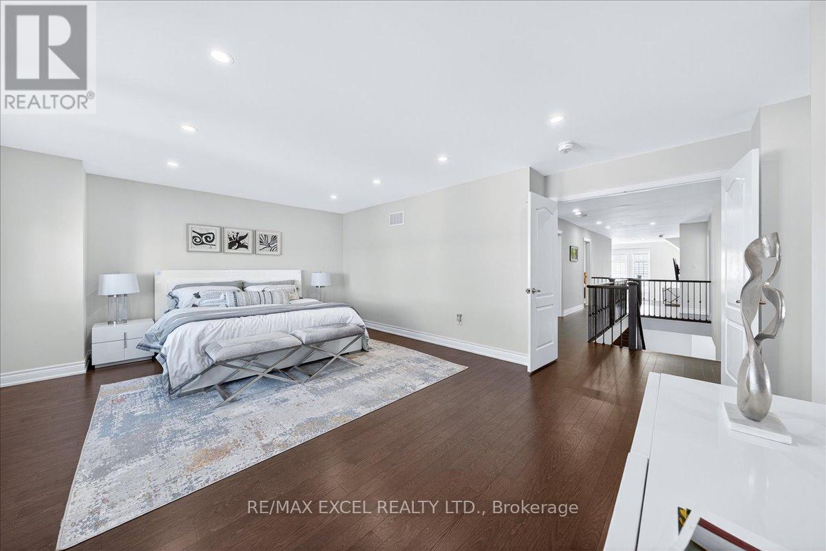 10 Deer Pass Road, East Gwillimbury (Sharon), Ontario  L9N 0L6 - Photo 26 - N12879316