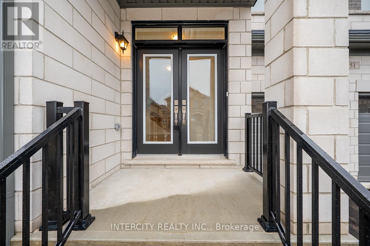 51 Bostock Drive, Georgina (Keswick South), Ontario  L4P 0S5 - Photo 3 - N12879328