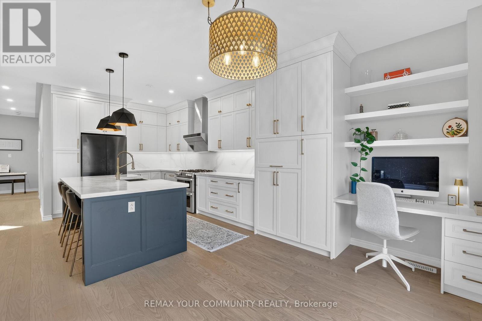 153 Hopkins Crescent, Bradford West Gwillimbury (Bradford), Ontario  L3Z 0R7 - Photo 14 - N12879422