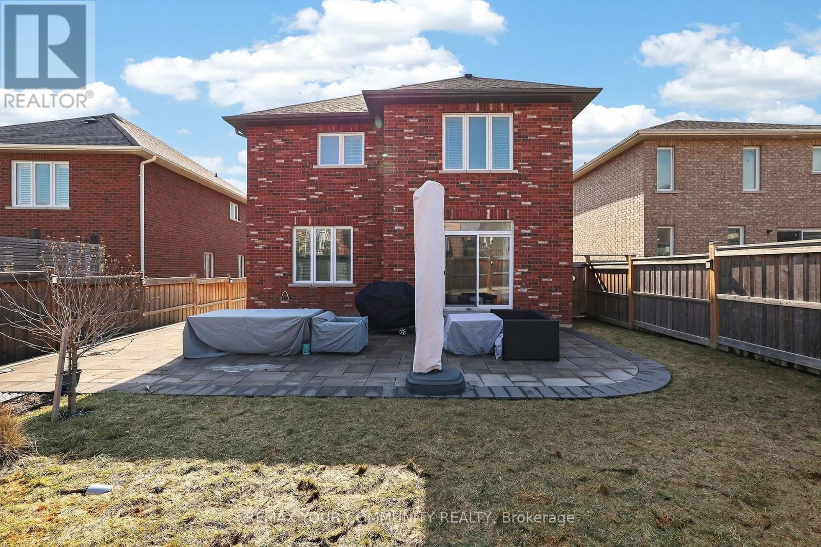 153 Hopkins Crescent, Bradford West Gwillimbury (Bradford), Ontario  L3Z 0R7 - Photo 46 - N12879422