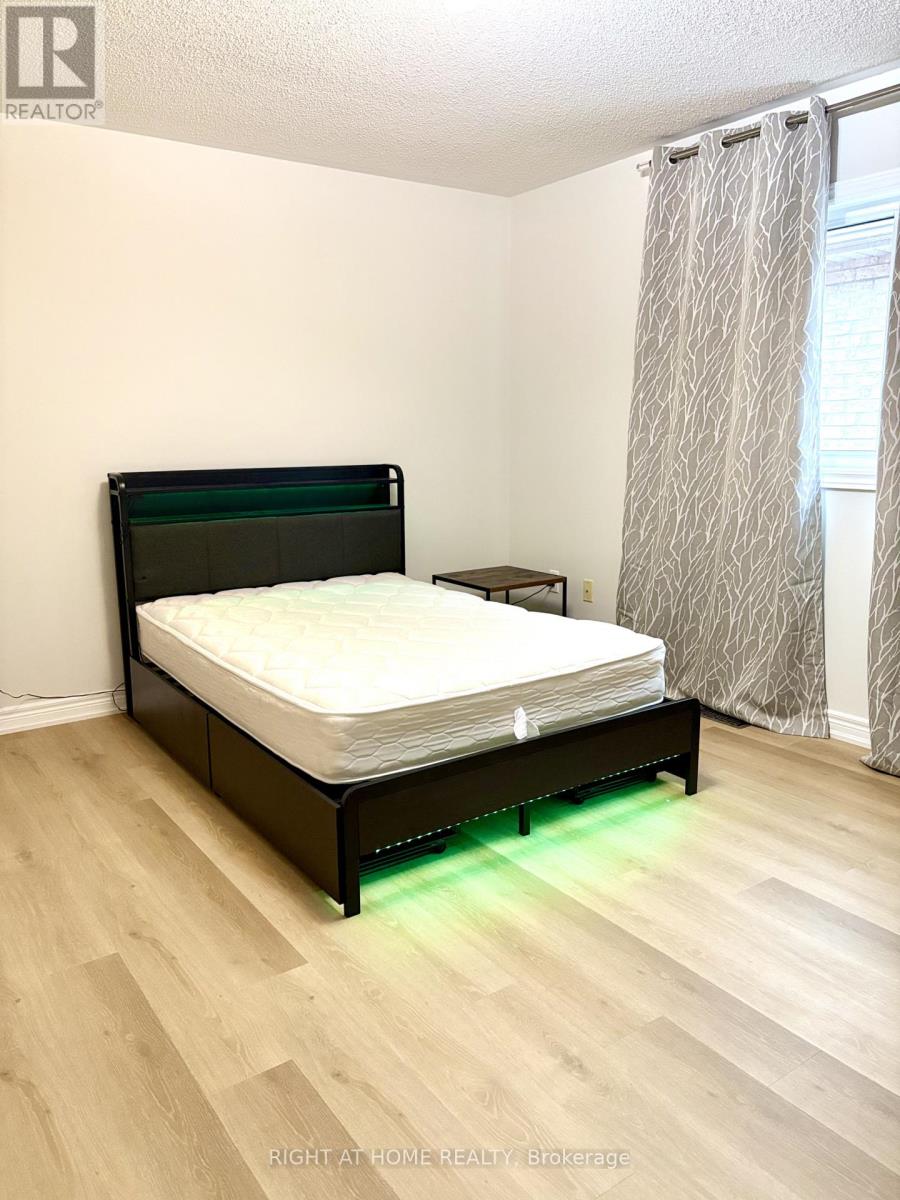 83 Chopin Boulevard, Vaughan (Patterson), Ontario  L4J 8Y5 - Photo 9 - N12879478