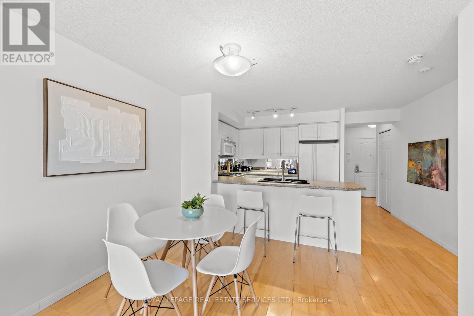 606 - 18 Wanless Avenue, Toronto, Ontario  M4N 1V6 - Photo 10 - C12870340