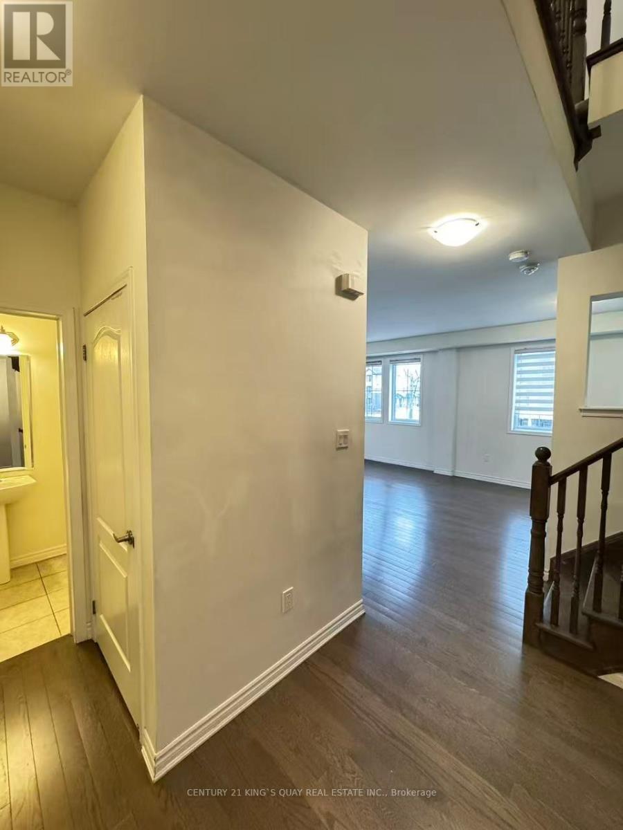 56 Cornell Centre Boulevard, Markham (Cornell), Ontario  L6B 1N1 - Photo 5 - N12771640