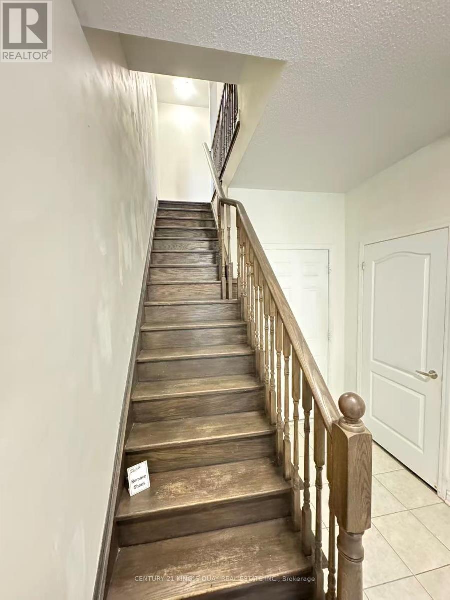 56 Cornell Centre Boulevard, Markham (Cornell), Ontario  L6B 1N1 - Photo 4 - N12771640