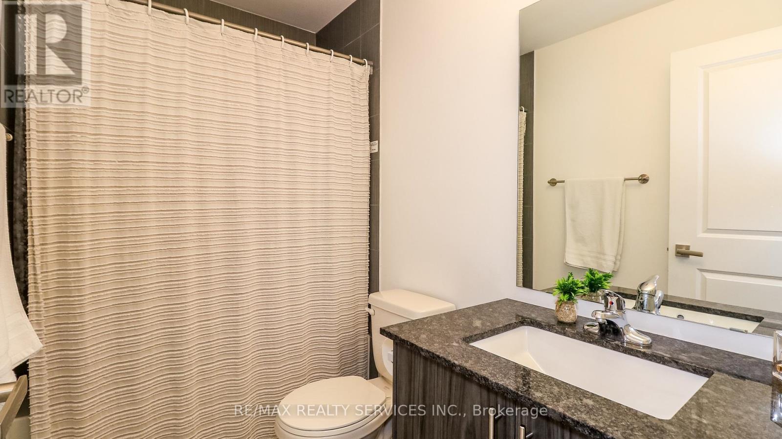 1 Harvest Crescent, Barrie, Ontario  L9J 0T3 - Photo 13 - S12879454