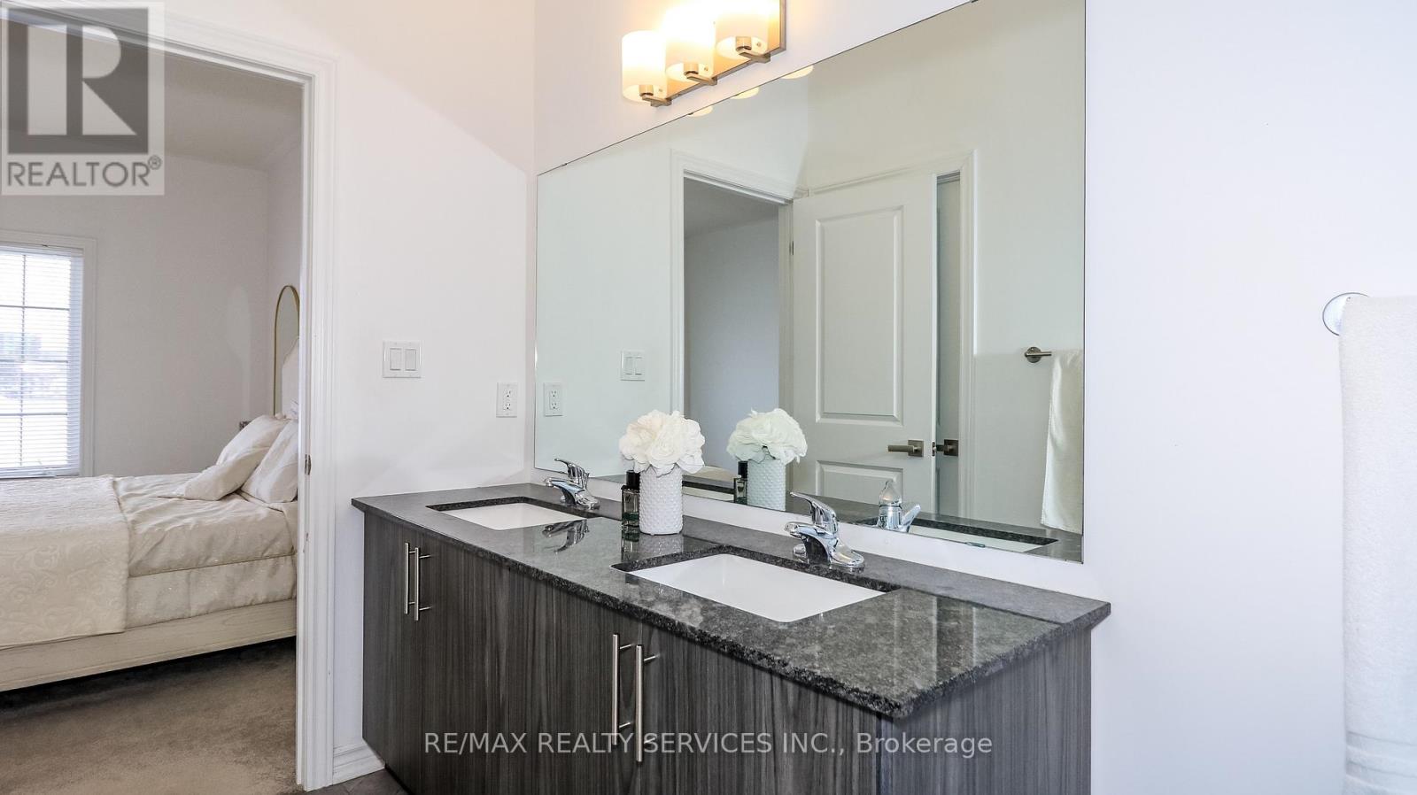 1 Harvest Crescent, Barrie, Ontario  L9J 0T3 - Photo 27 - S12879454