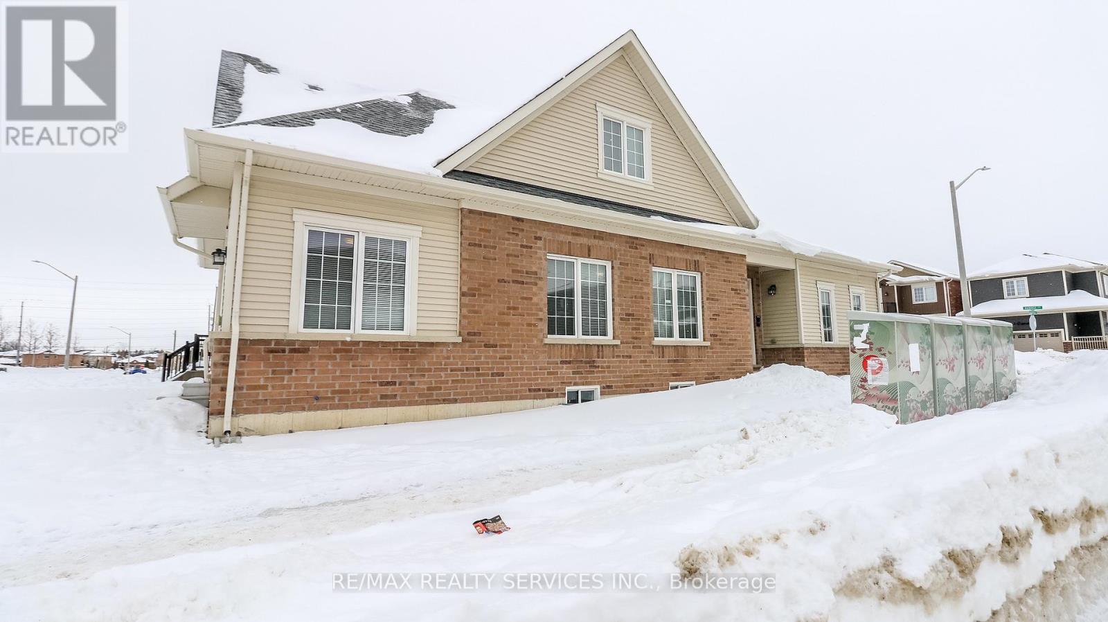 1 Harvest Crescent, Barrie, Ontario  L9J 0T3 - Photo 7 - S12879454