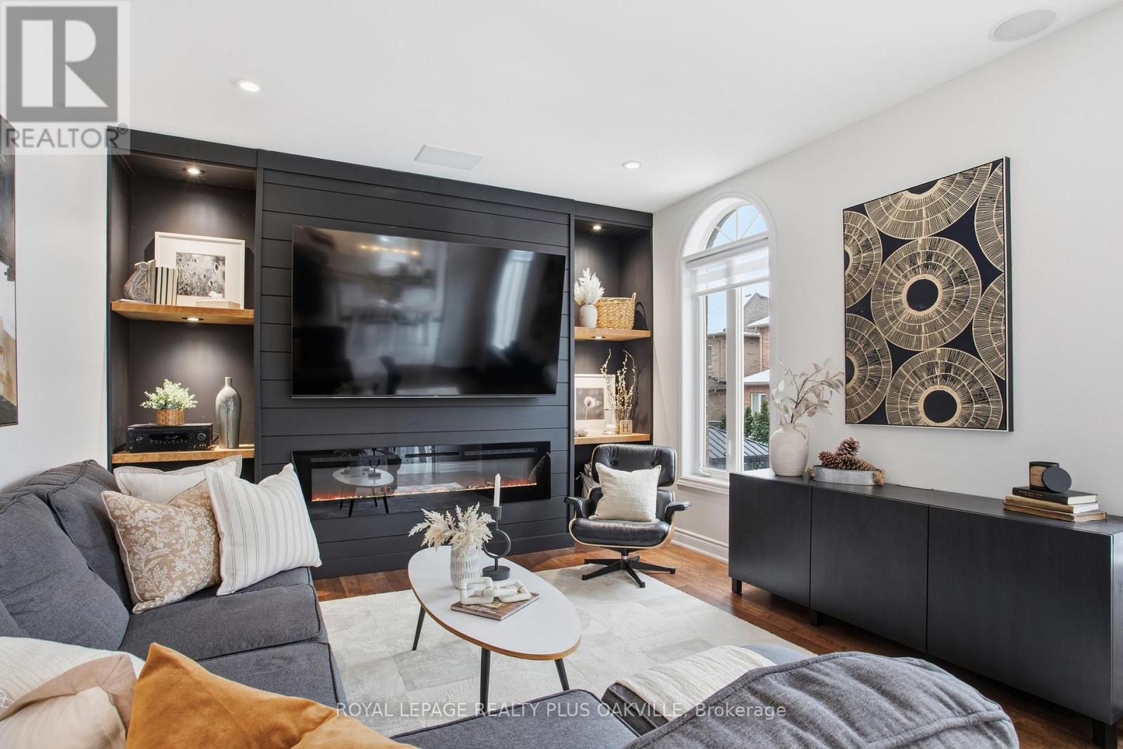 3488 Rebecca Street, Oakville, Ontario  L6L 6X9 - Photo 15 - W12872614