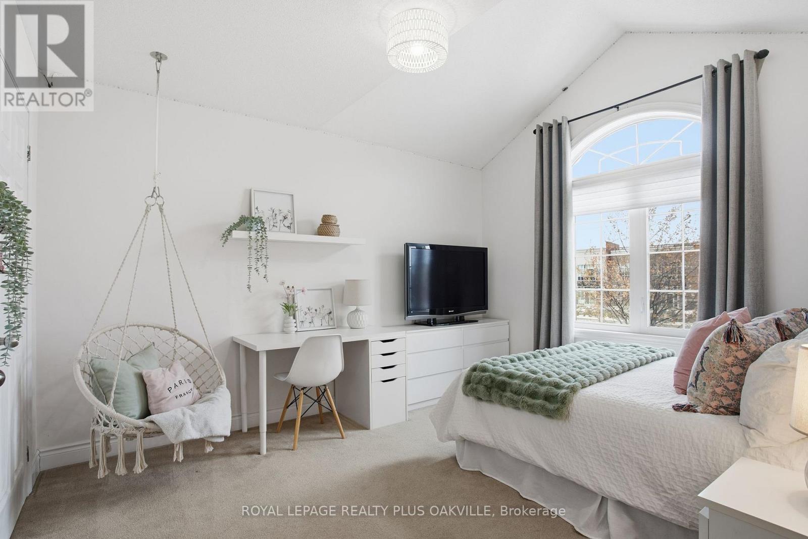 3488 Rebecca Street, Oakville, Ontario  L6L 6X9 - Photo 31 - W12872614