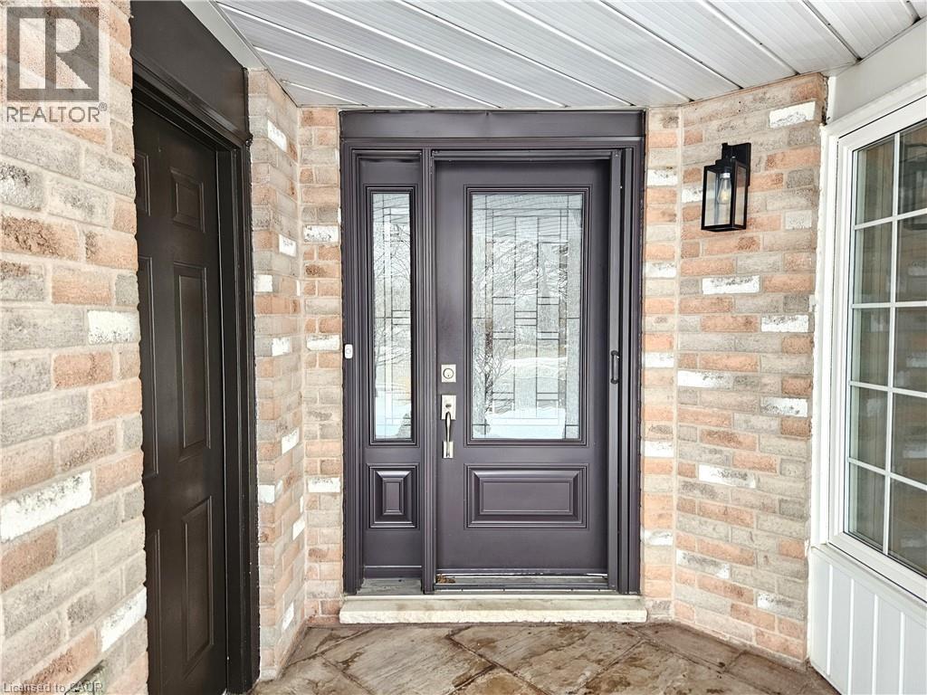 2 Aquasanta Crescent, Hamilton, Ontario  L9B 2K8 - Photo 2 - 40811389