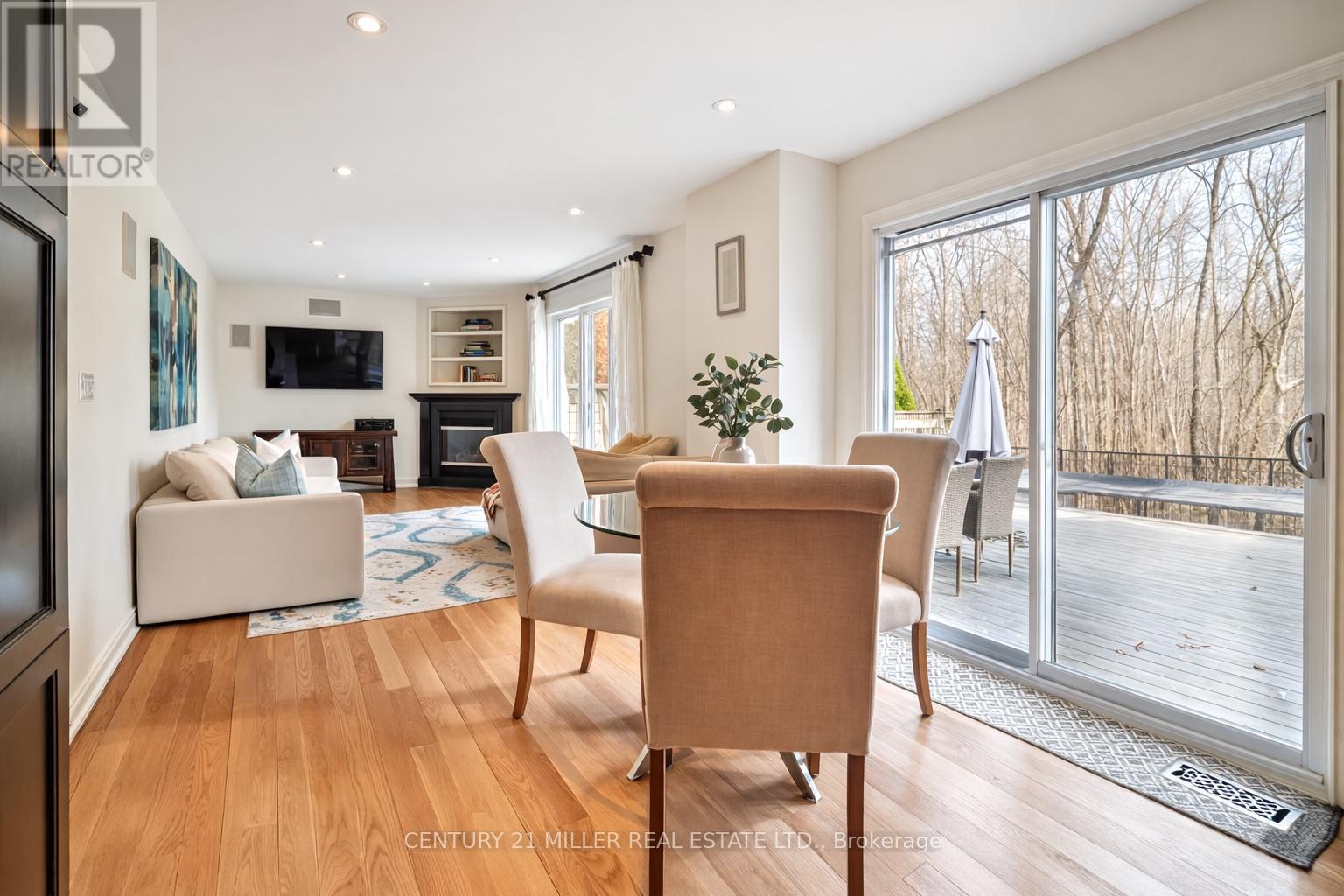 2144 Grand Ravine Drive, Oakville (Ro River Oaks), Ontario  L6H 6B4 - Photo 10 - W12879346