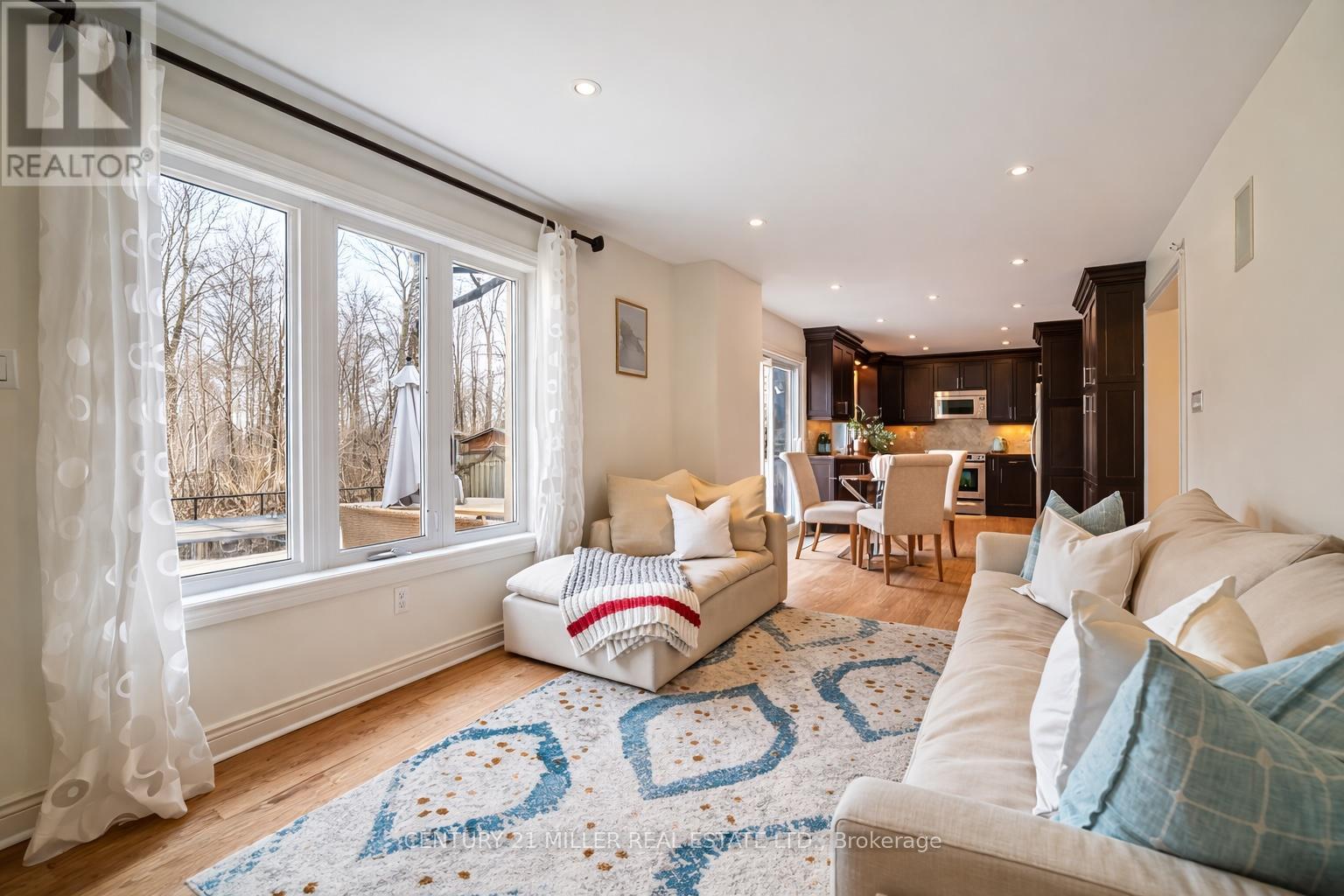 2144 Grand Ravine Drive, Oakville (Ro River Oaks), Ontario  L6H 6B4 - Photo 12 - W12879346