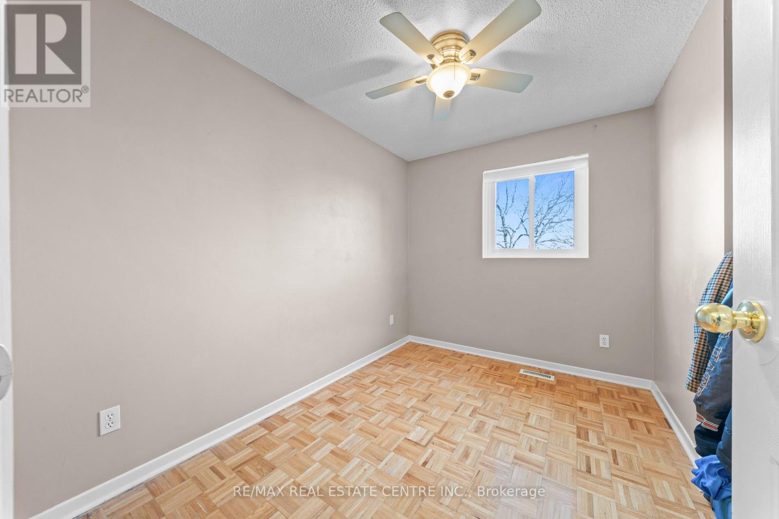 86 Judith Crescent, Brampton (Northgate), Ontario  L6S 3J4 - Photo 16 - W12879406