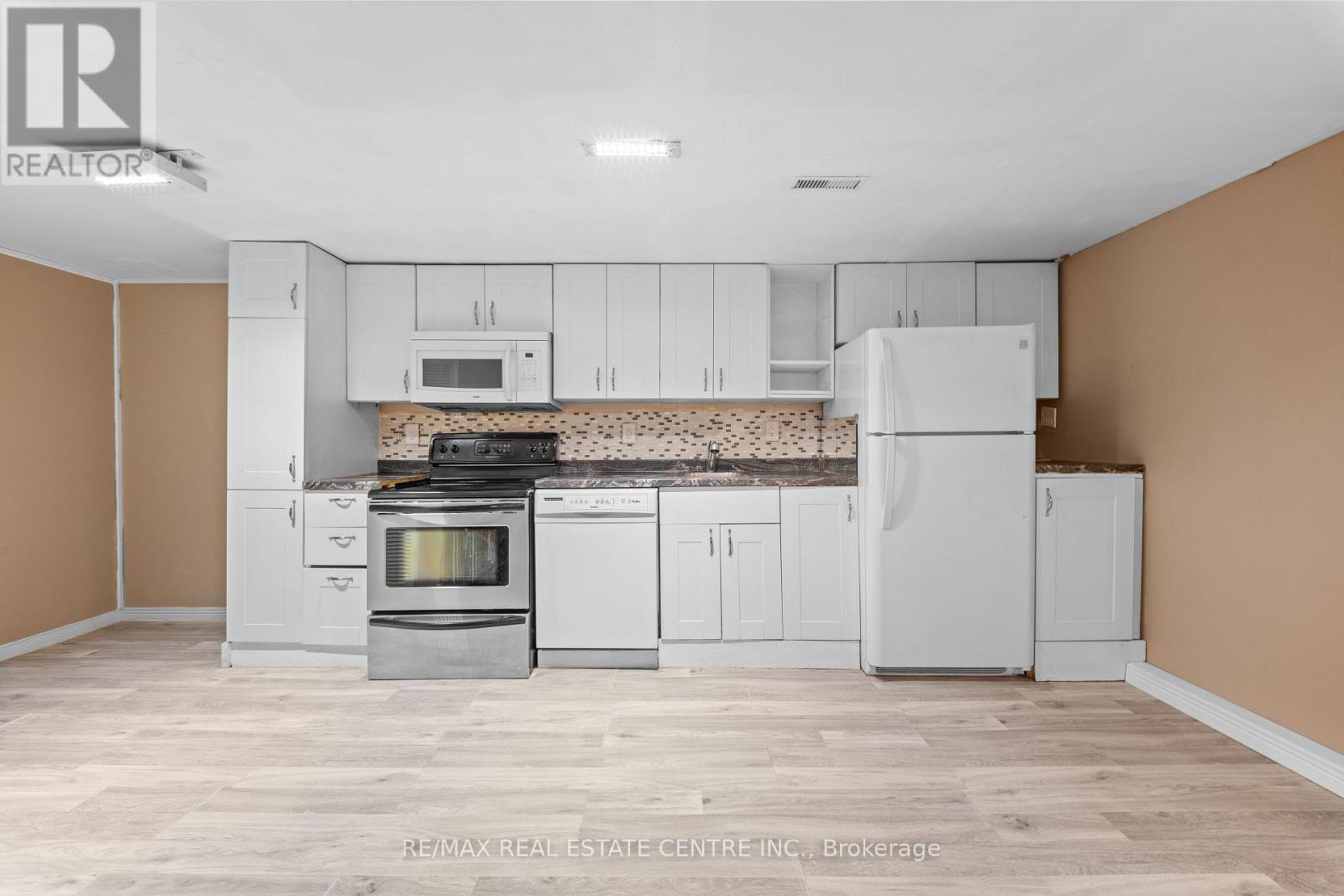 86 Judith Crescent, Brampton (Northgate), Ontario  L6S 3J4 - Photo 24 - W12879406