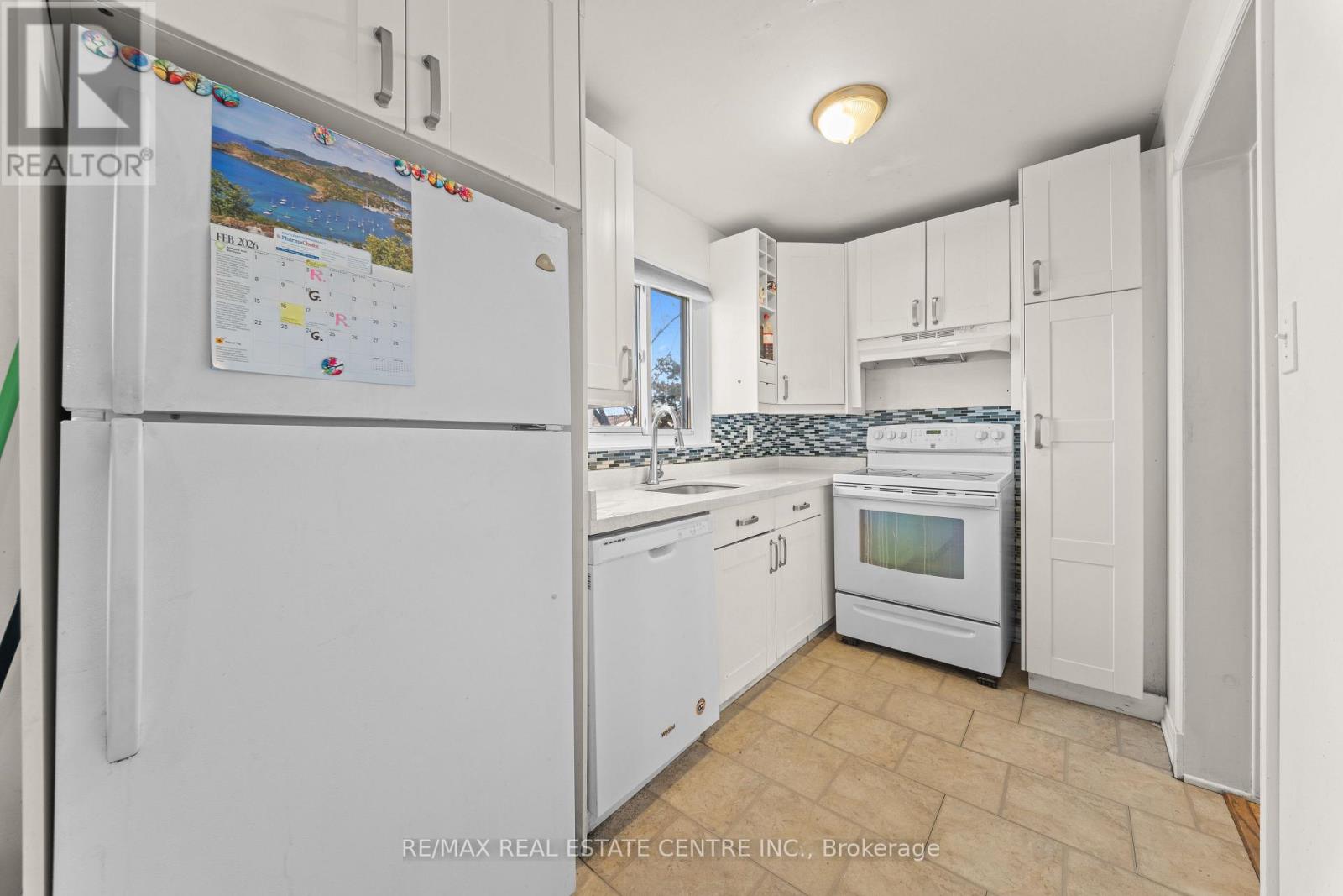 86 Judith Crescent, Brampton (Northgate), Ontario  L6S 3J4 - Photo 9 - W12879406