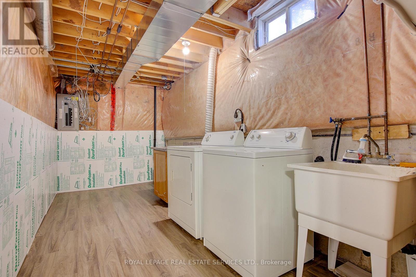 1498 Pinecliff Road, Oakville (Wt West Oak Trails), Ontario  L6M 4A8 - Photo 7 - W12879420