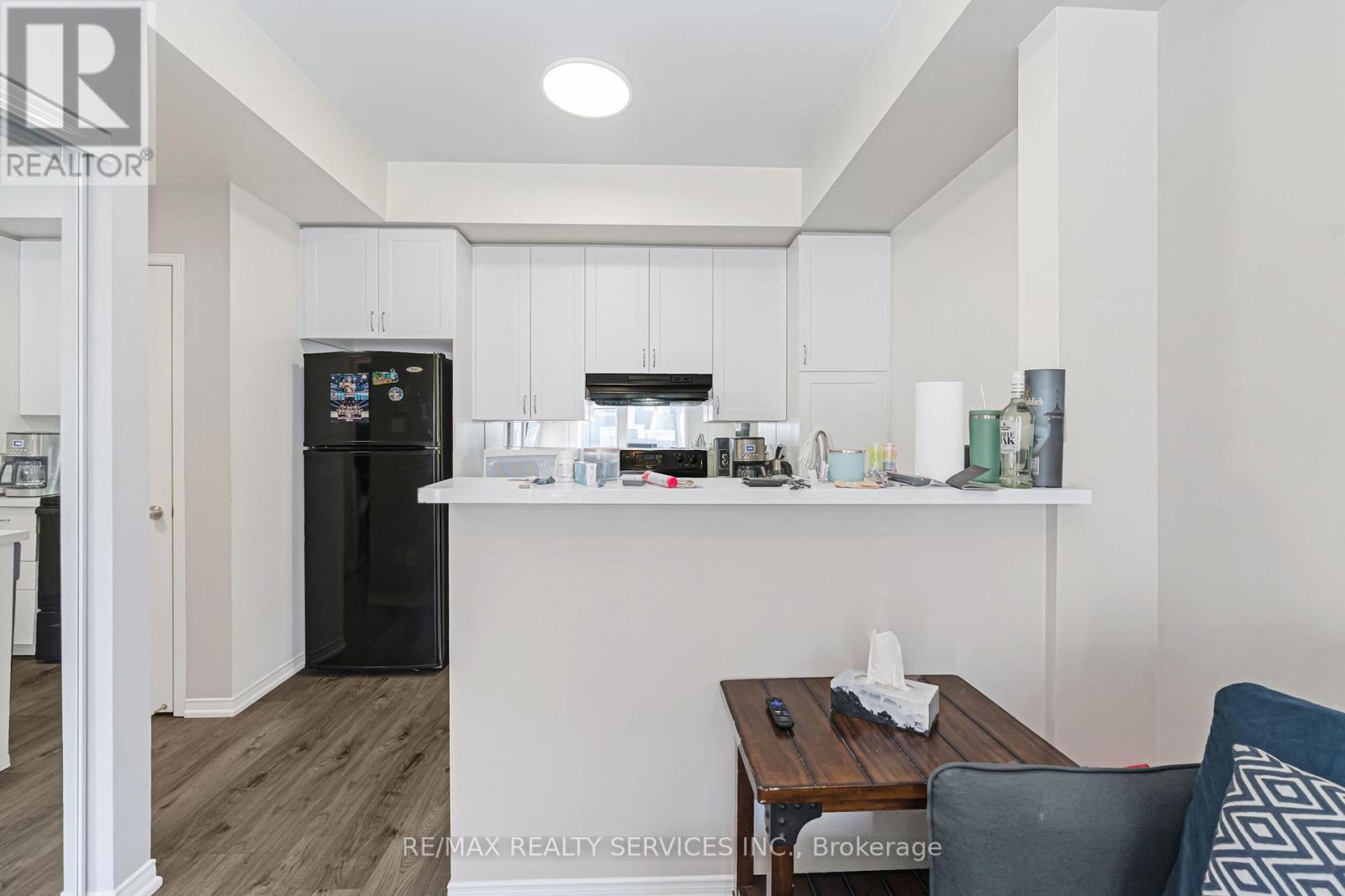 92 - 60 Fairwood Circle, Brampton (Sandringham-Wellington), Ontario  L6R 0Y6 - Photo 11 - W12879458