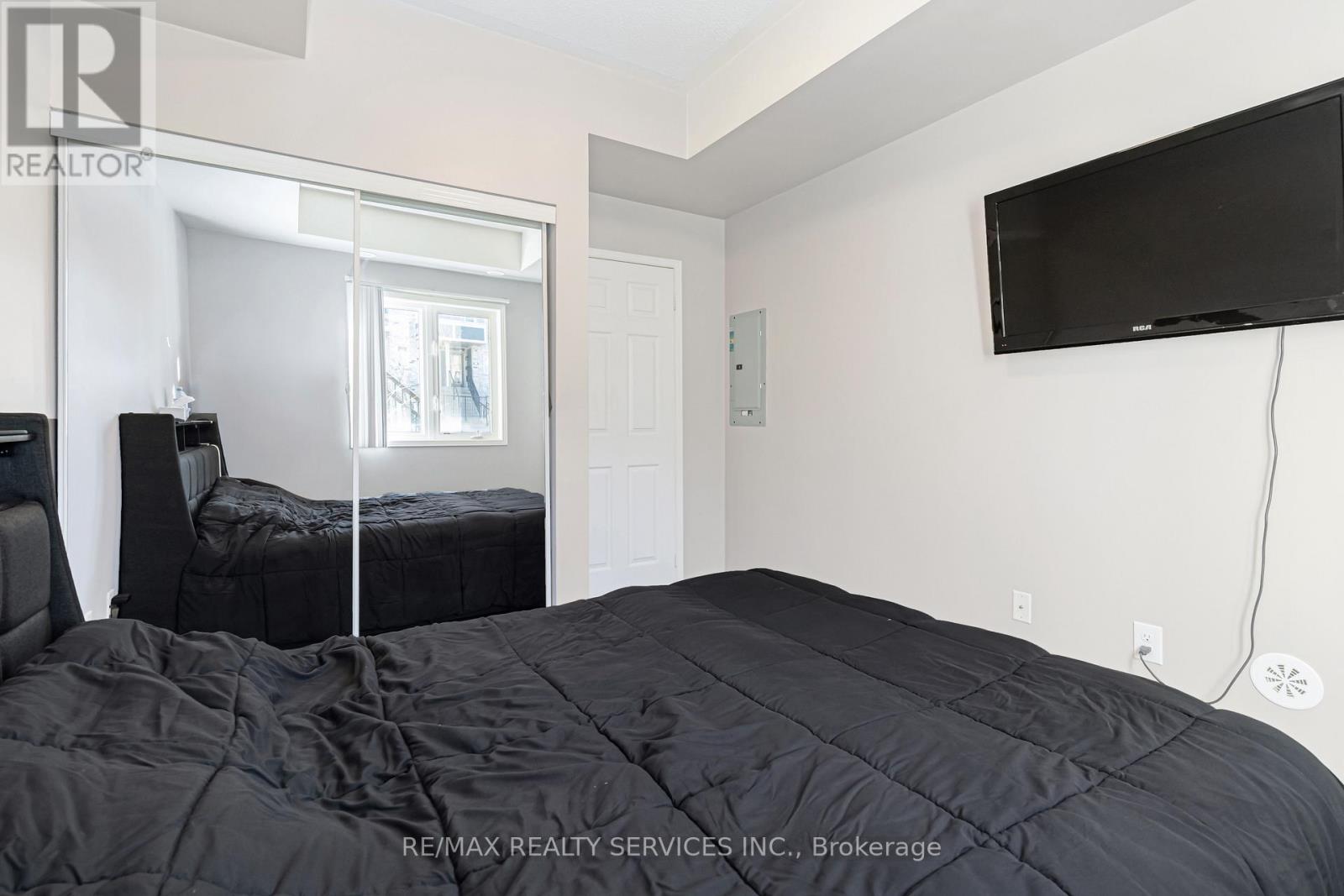 92 - 60 Fairwood Circle, Brampton (Sandringham-Wellington), Ontario  L6R 0Y6 - Photo 19 - W12879458