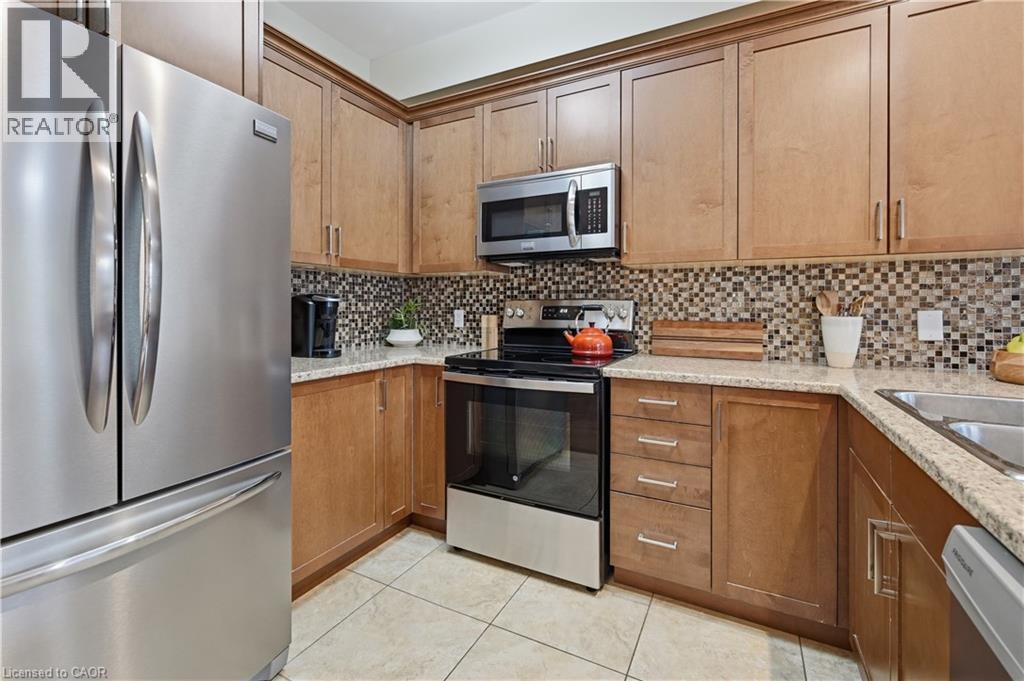 64 Springvalley Crescent, Hamilton, Ontario  L9C 7X3 - Photo 15 - 40810533