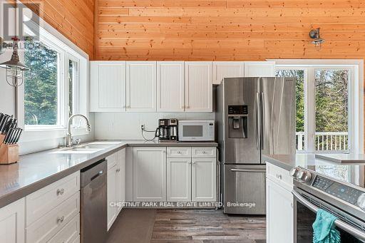 1038 Stonehenge Lane, Highlands East (Cardiff Ward), Ontario  K0L 1M0 - Photo 12 - X12879370