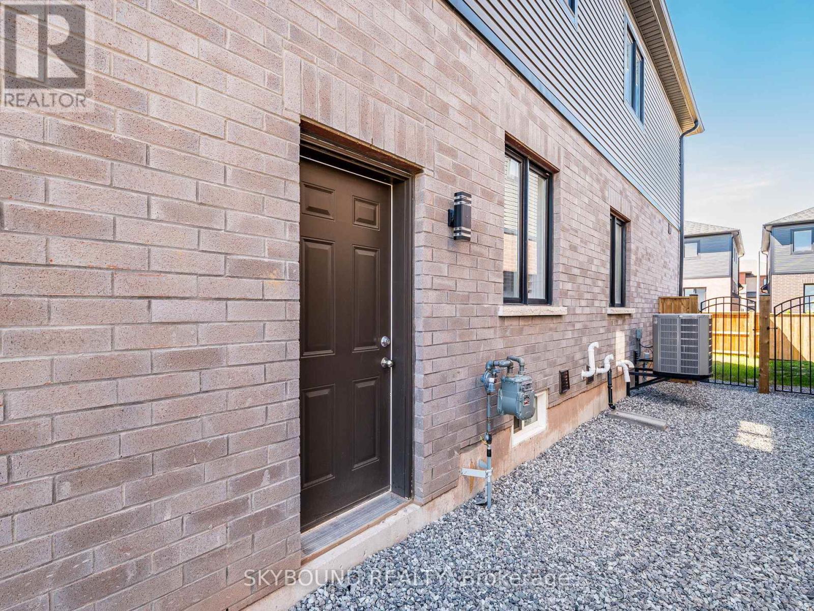 237 Shoreview Drive, Welland, Ontario  L3B 0H3 - Photo 40 - X12879372