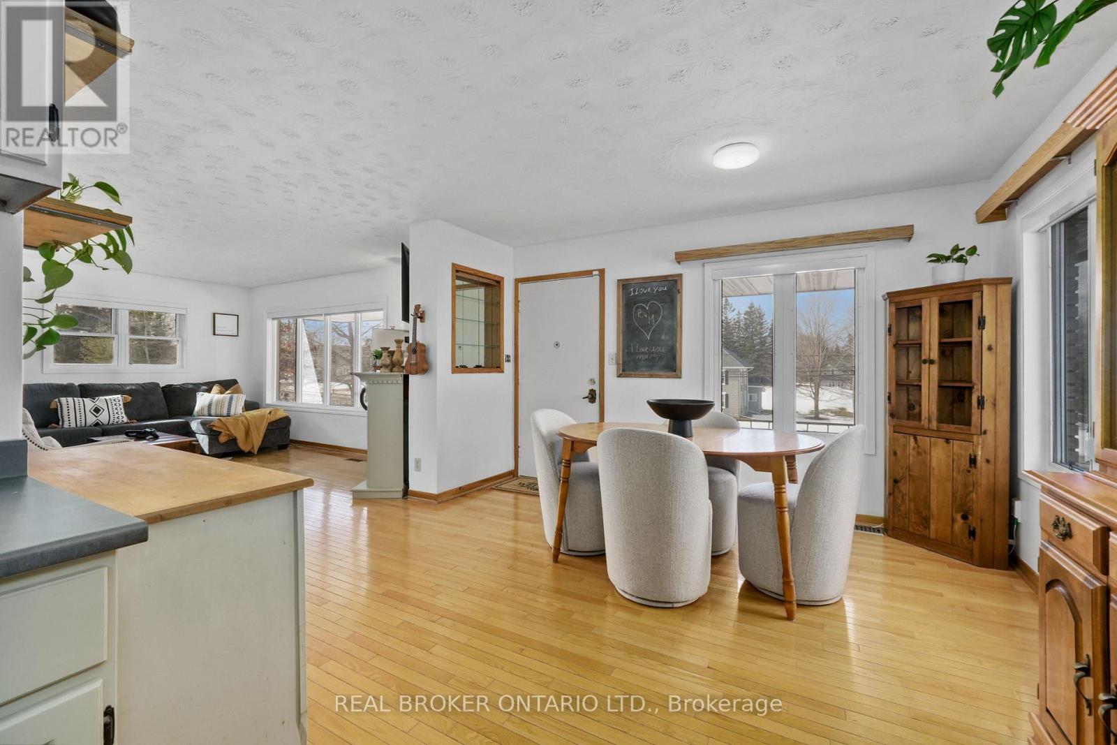 42 Concession Street, Havelock-Belmont-Methuen, Ontario  K0L 1Z0 - Photo 9 - X12879384