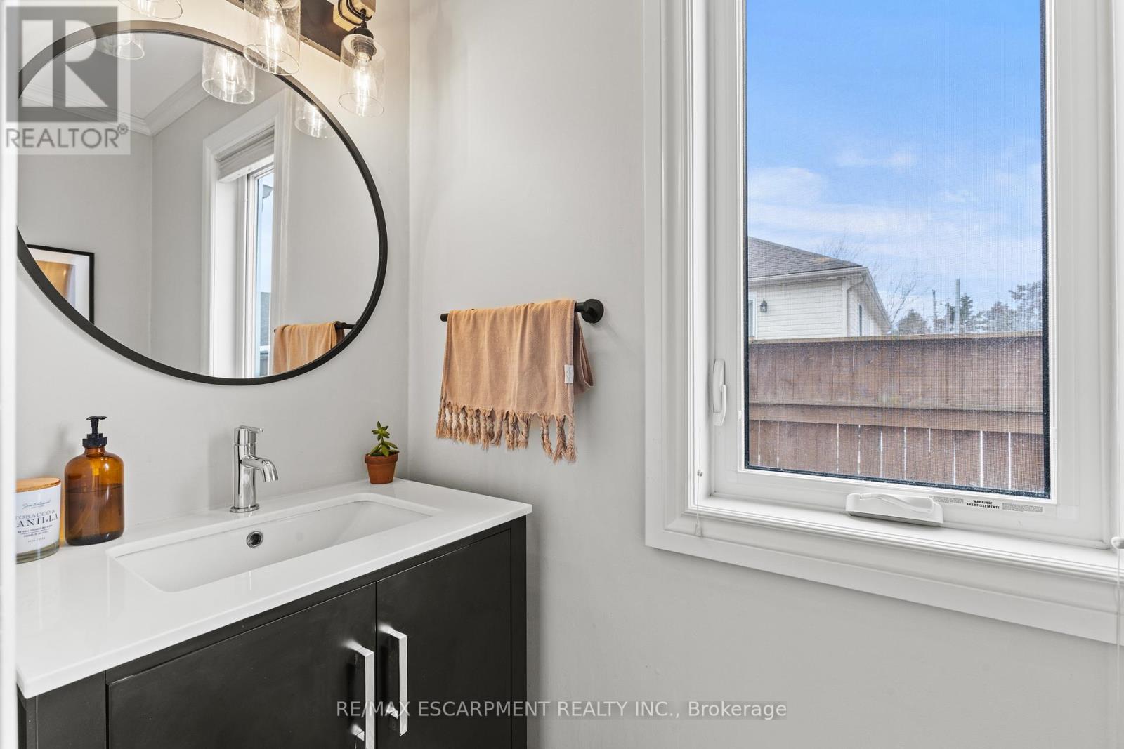 41 Griffith Drive, Grimsby, Ontario  L3M 5L2 - Photo 18 - X12879464