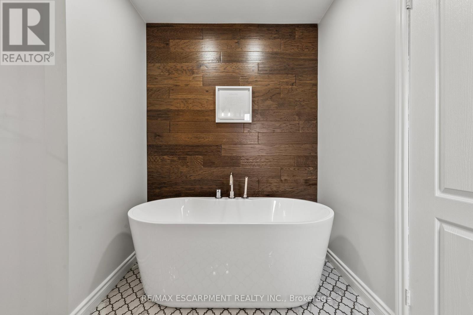 41 Griffith Drive, Grimsby, Ontario  L3M 5L2 - Photo 26 - X12879464