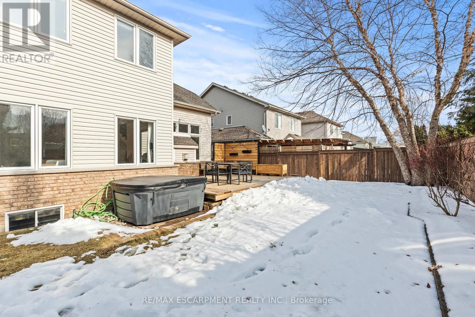 41 Griffith Drive, Grimsby, Ontario  L3M 5L2 - Photo 41 - X12879464