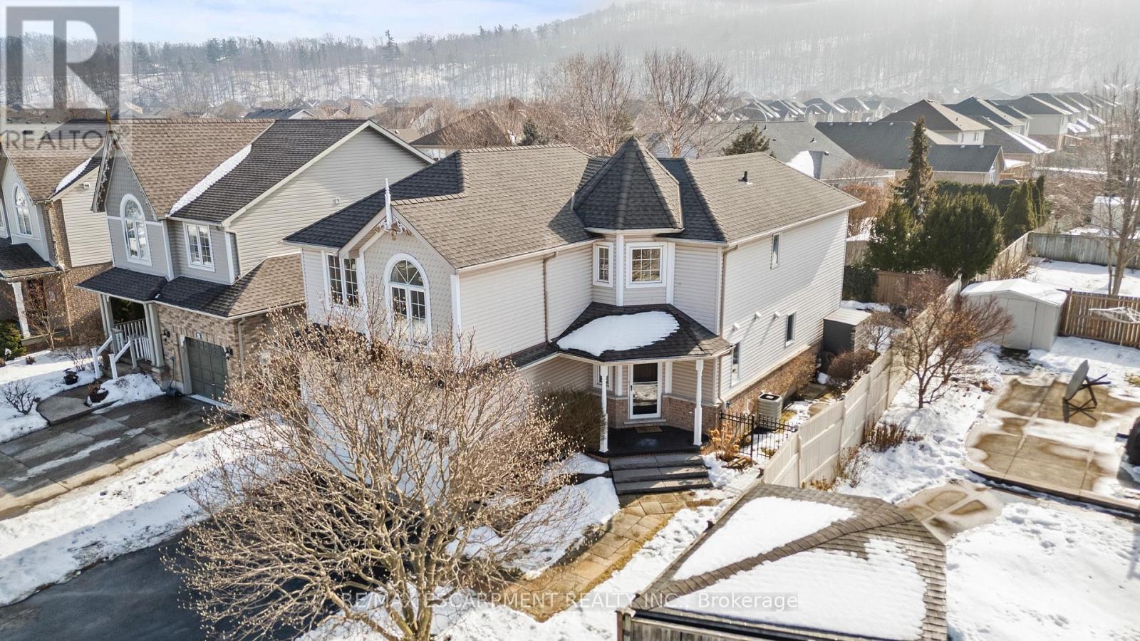 41 Griffith Drive, Grimsby, Ontario  L3M 5L2 - Photo 5 - X12879464