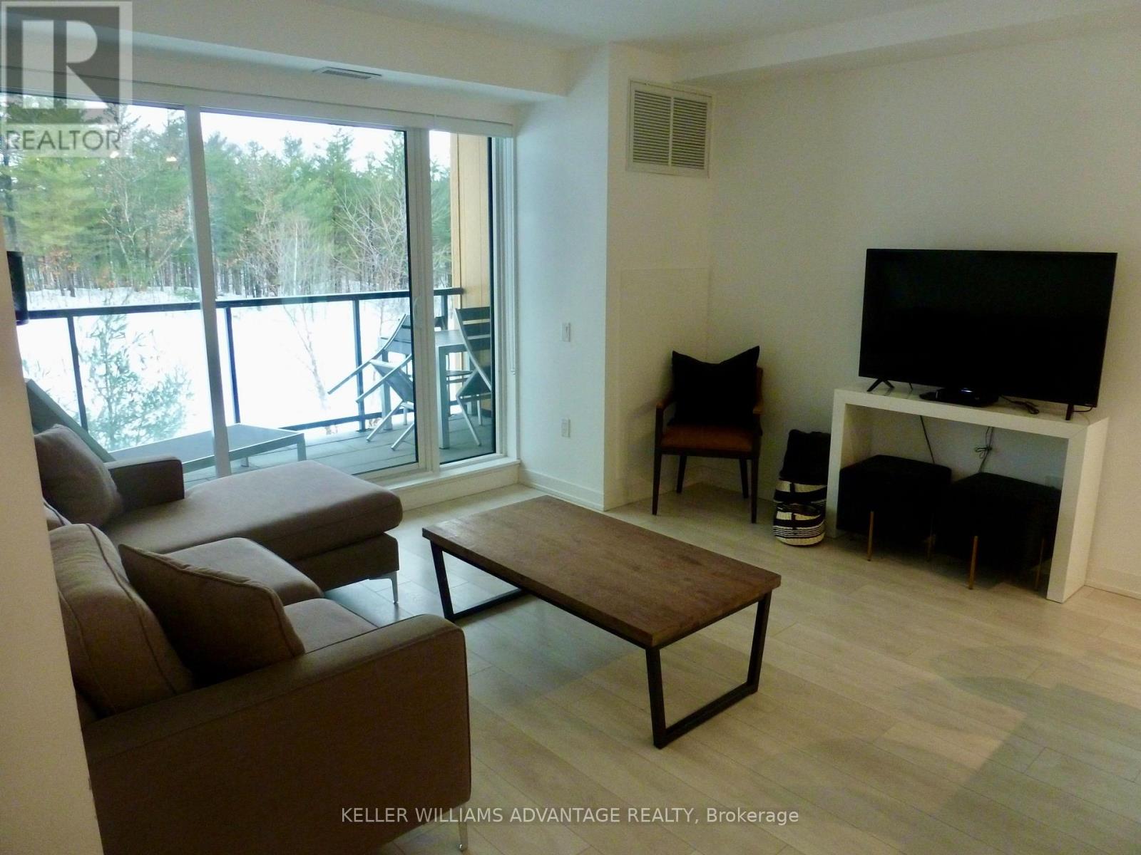 201 - 120 Carrick Trail, Gravenhurst (Muskoka (S)), Ontario  P1P 0B6 - Photo 3 - X12879476