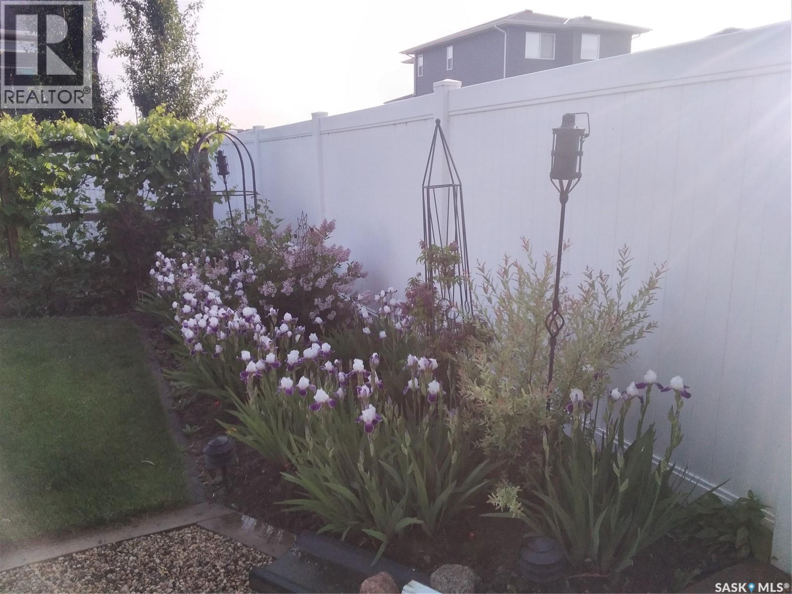 201 Cowan Crescent, Martensville, Saskatchewan  S0K 2T1 - Photo 40 - SK030198