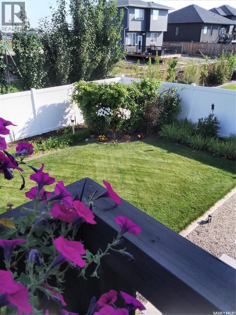 201 Cowan Crescent, Martensville, Saskatchewan  S0K 2T1 - Photo 44 - SK030198