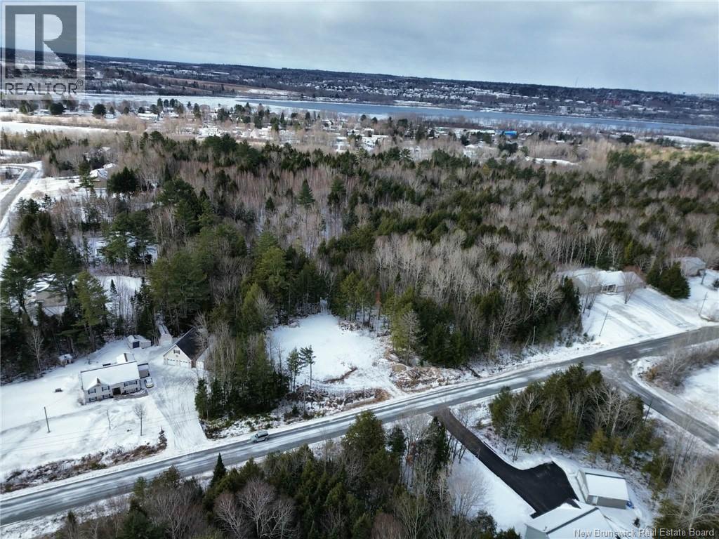 44 Shallon Lane, Fredericton, New Brunswick  E3A 9R4 - Photo 8 - NB135039