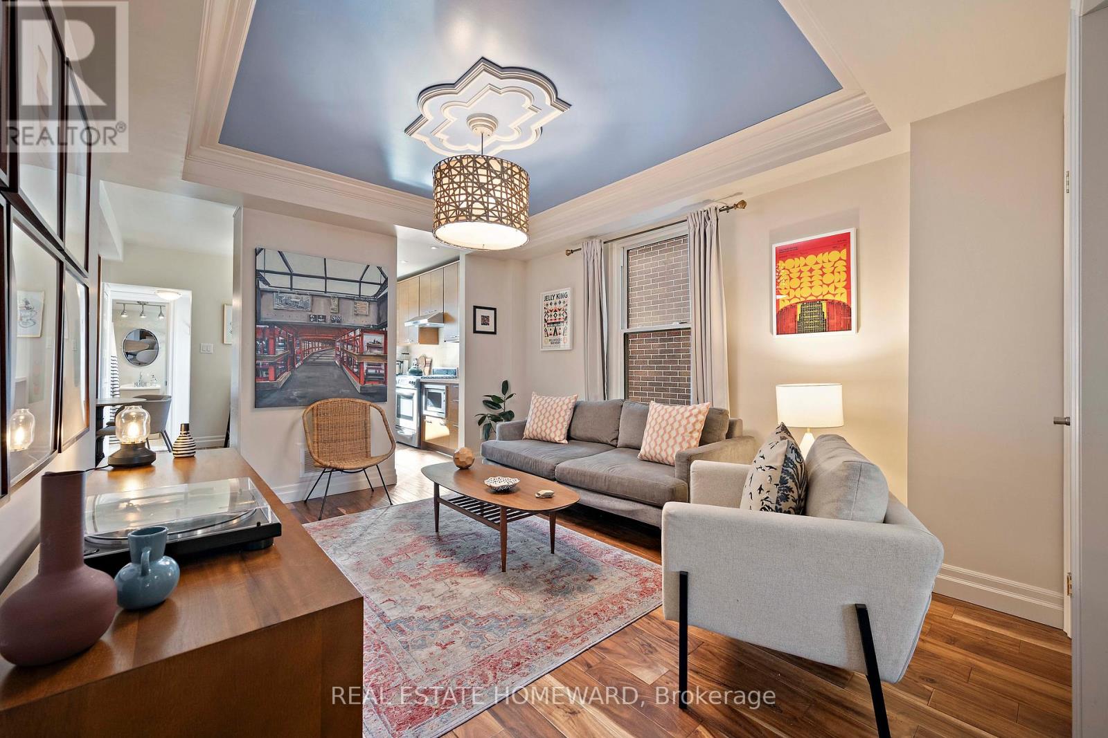 142 Bellwoods Avenue, Toronto, Ontario  M6J 2P4 - Photo 5 - C12866804