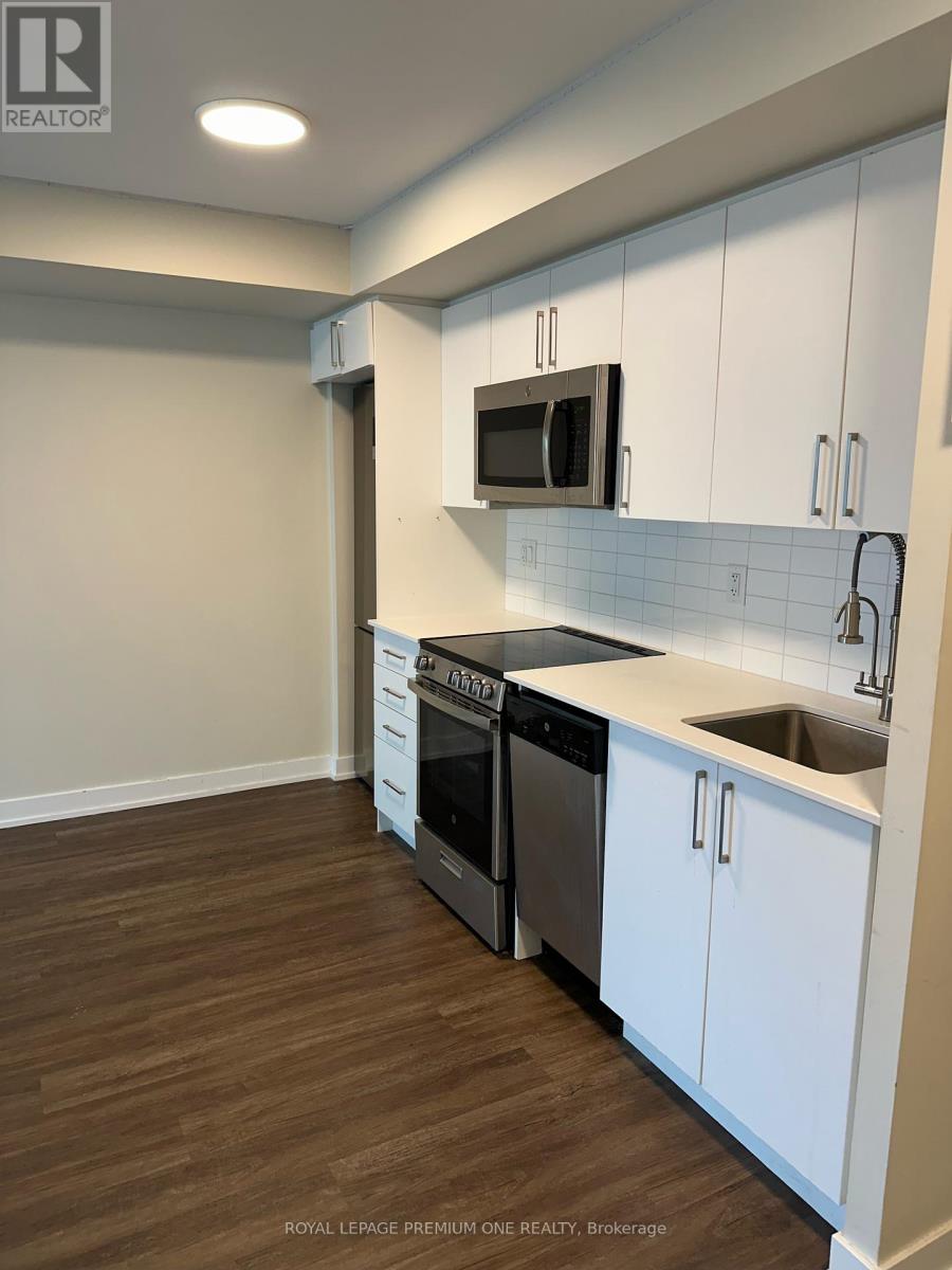 918 - 38 Monte Kwinter Court, Toronto (Clanton Park), Ontario  M3H 0E2 - Photo 7 - C12876704