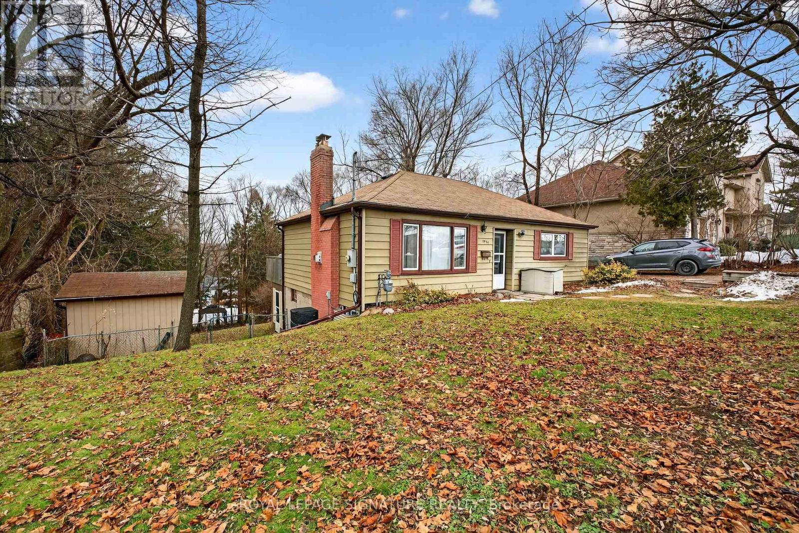 1914 LIVERPOOL ROAD, Pickering, Ontario