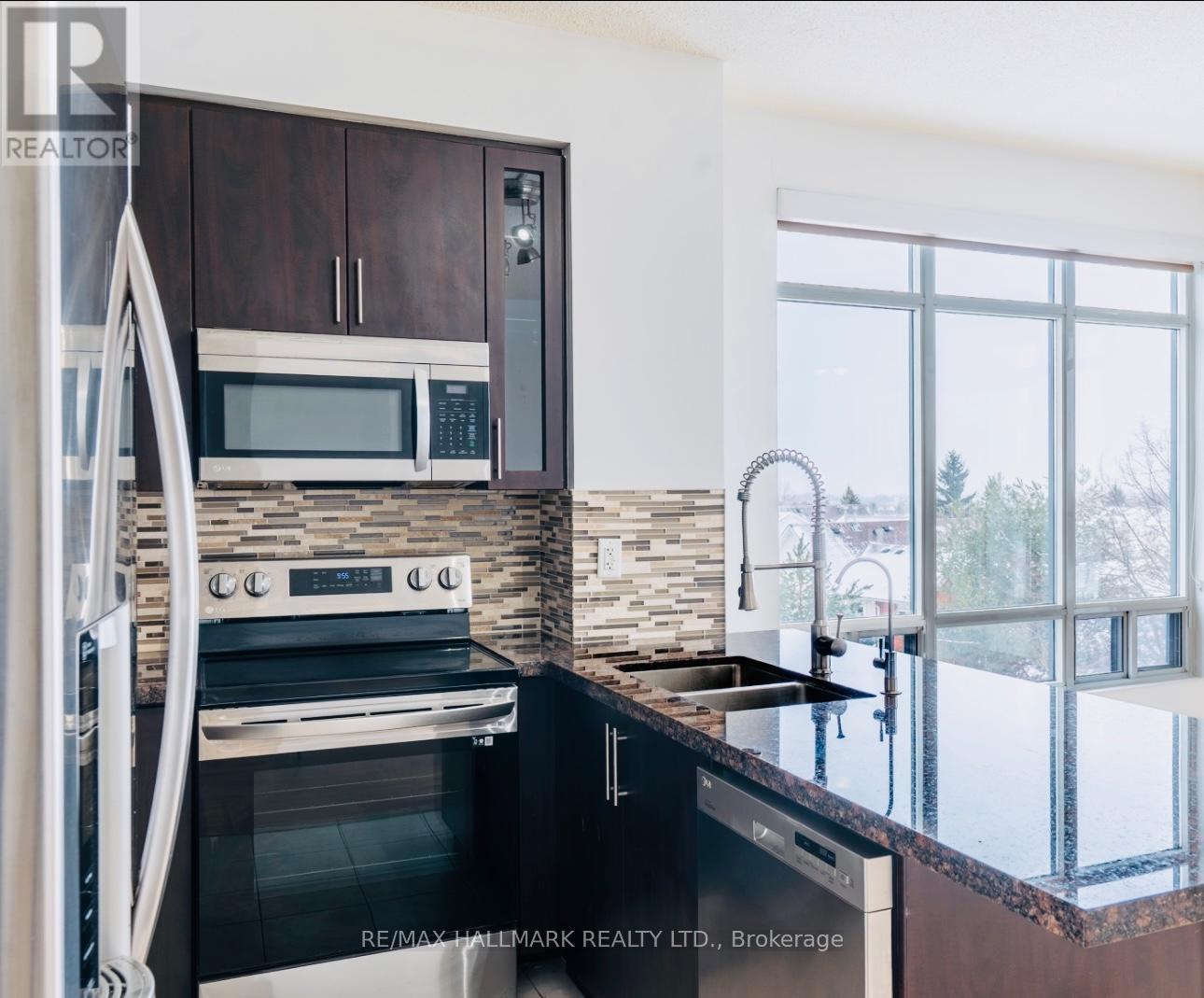 304 - 11121 Yonge Street, Richmond Hill (Devonsleigh), Ontario  L4C 0S7 - Photo 12 - N12813446