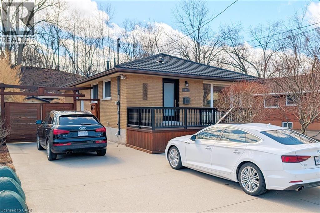 41 Ann Street, Dundas, Ontario  L9H 2N4 - Photo 2 - 40800333