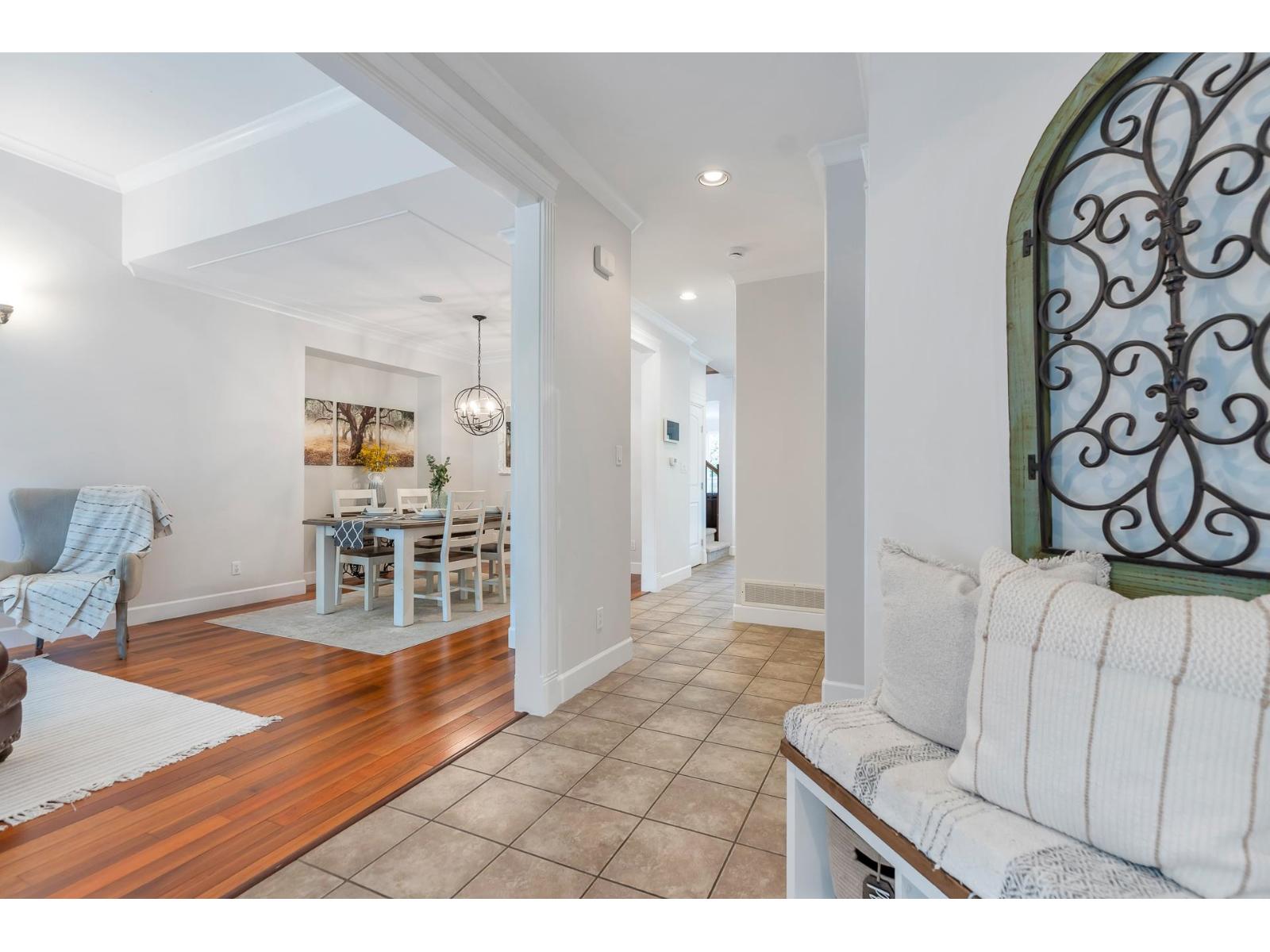 9434 216a Street, Langley, British Columbia  V1M 4E2 - Photo 3 - R3099068