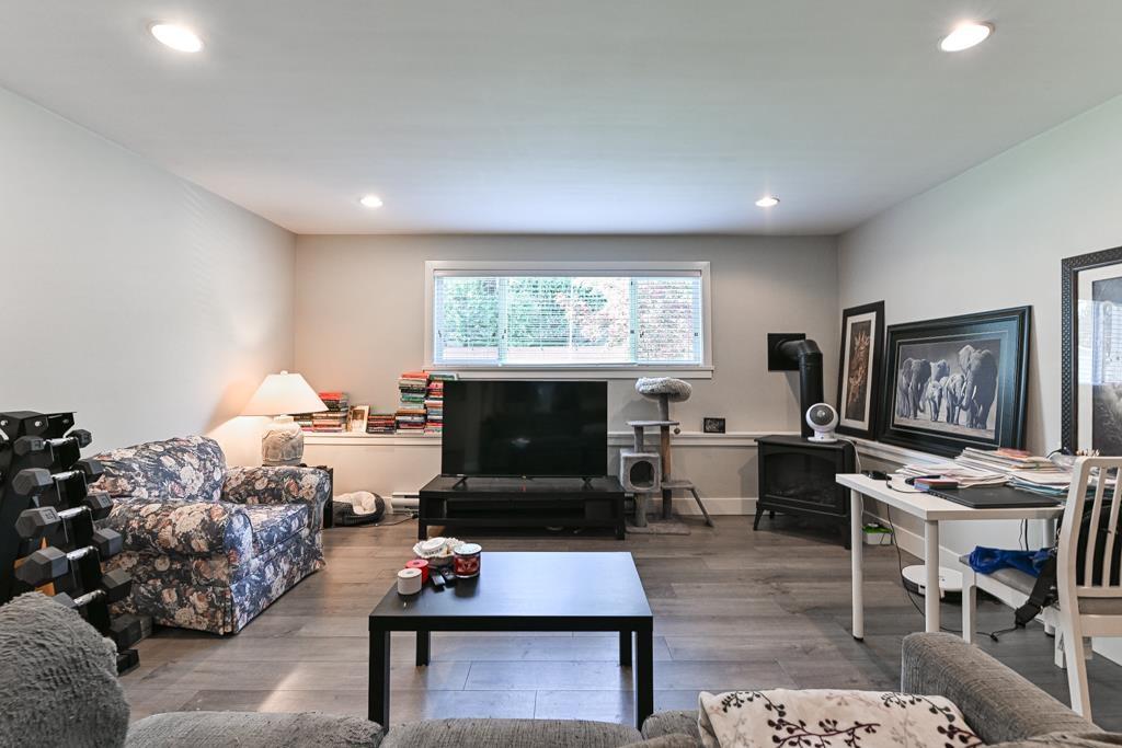 32354 14 Avenue, Mission, British Columbia  V2V 2N7 - Photo 29 - R3099212