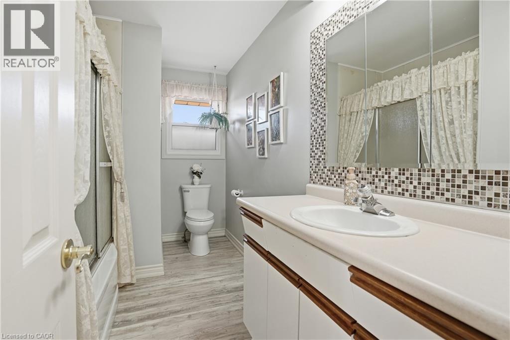 4108 Barry Drive, Beamsville, Ontario  L3J 0L3 - Photo 16 - 40811324