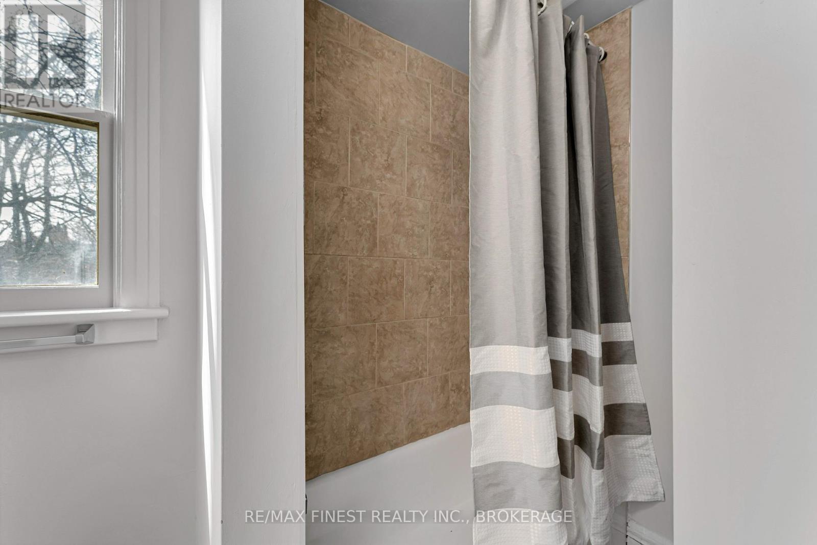 196 Ordnance Street, Kingston, Ontario  K7K 1H1 - Photo 25 - X12879756