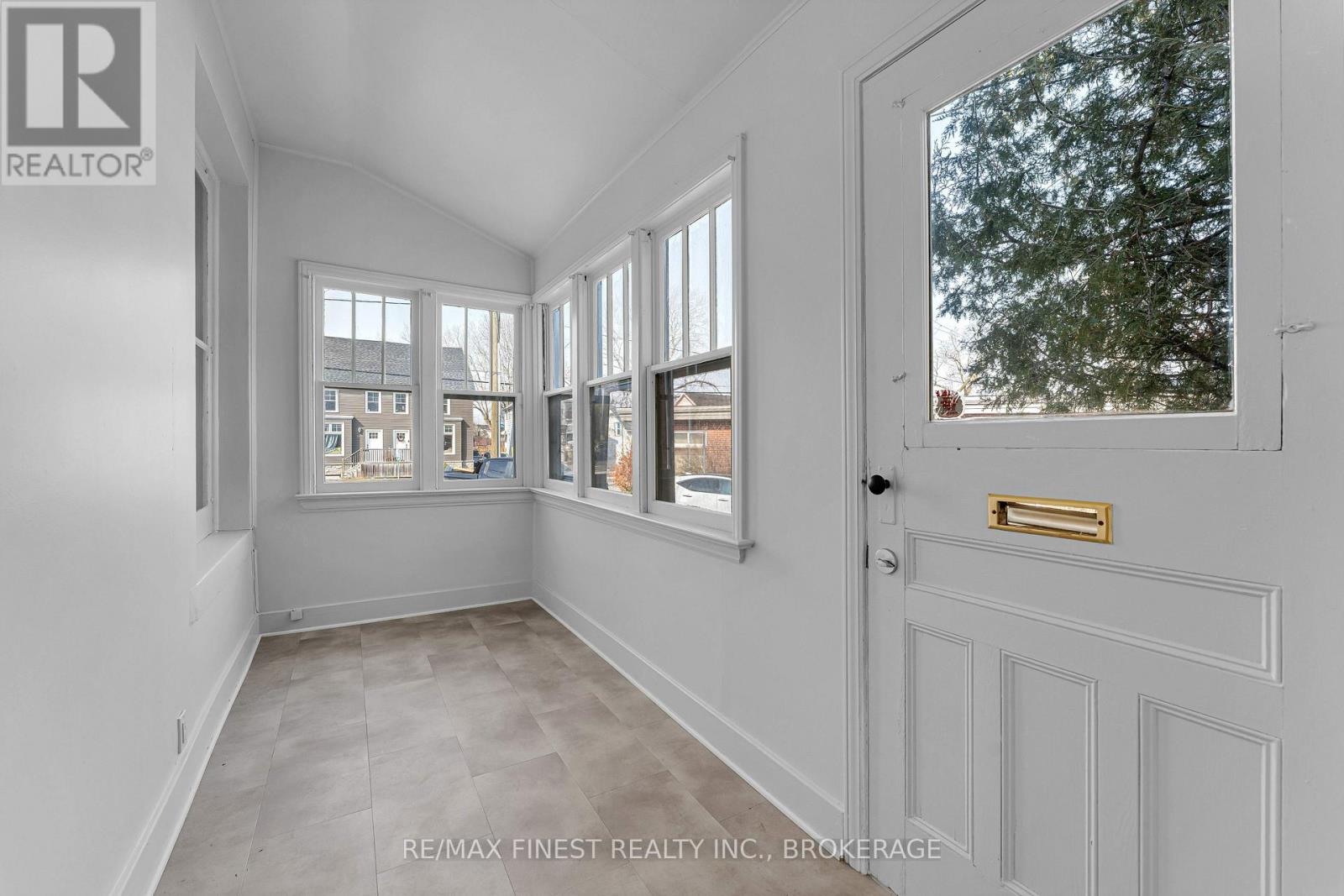 196 Ordnance Street, Kingston, Ontario  K7K 1H1 - Photo 6 - X12879756