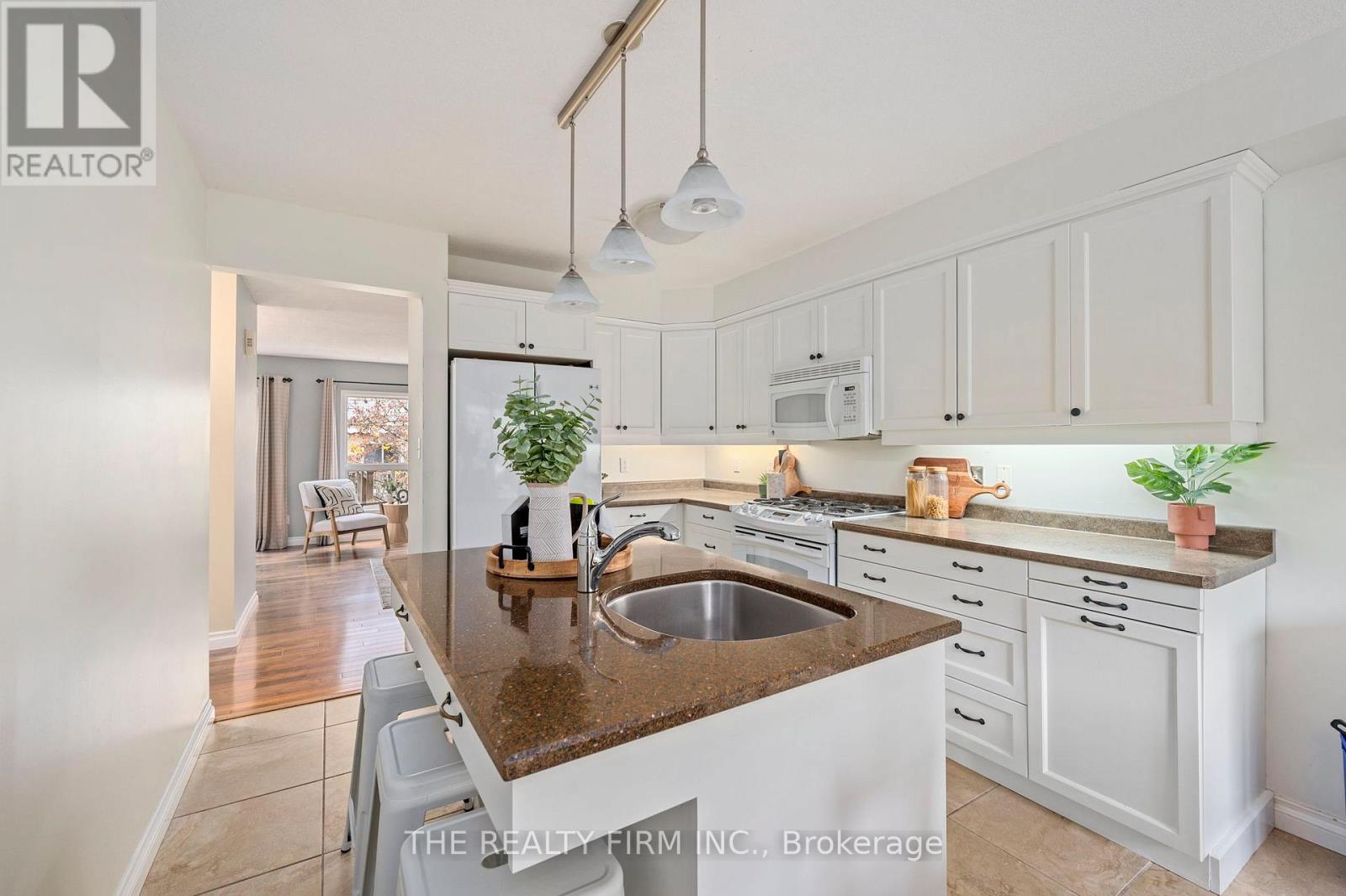 5 - 30 Grand Avenue, London South, Ontario  N6C 1K8 - Photo 10 - X12879514