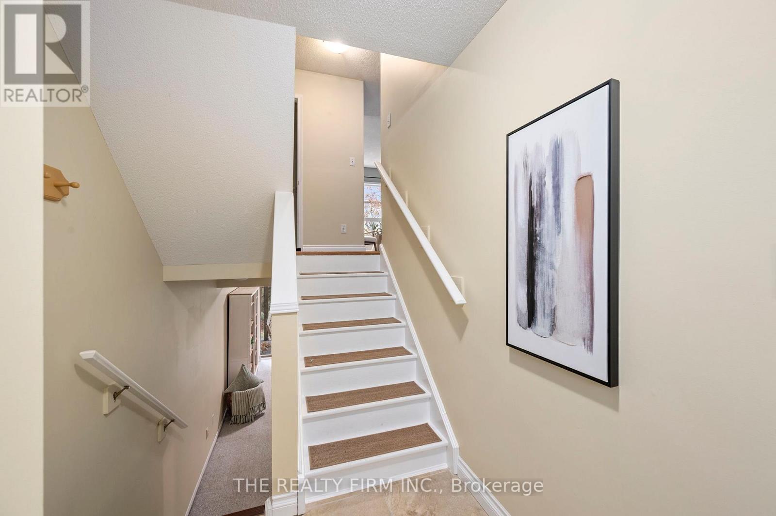 5 - 30 Grand Avenue, London South, Ontario  N6C 1K8 - Photo 4 - X12879514