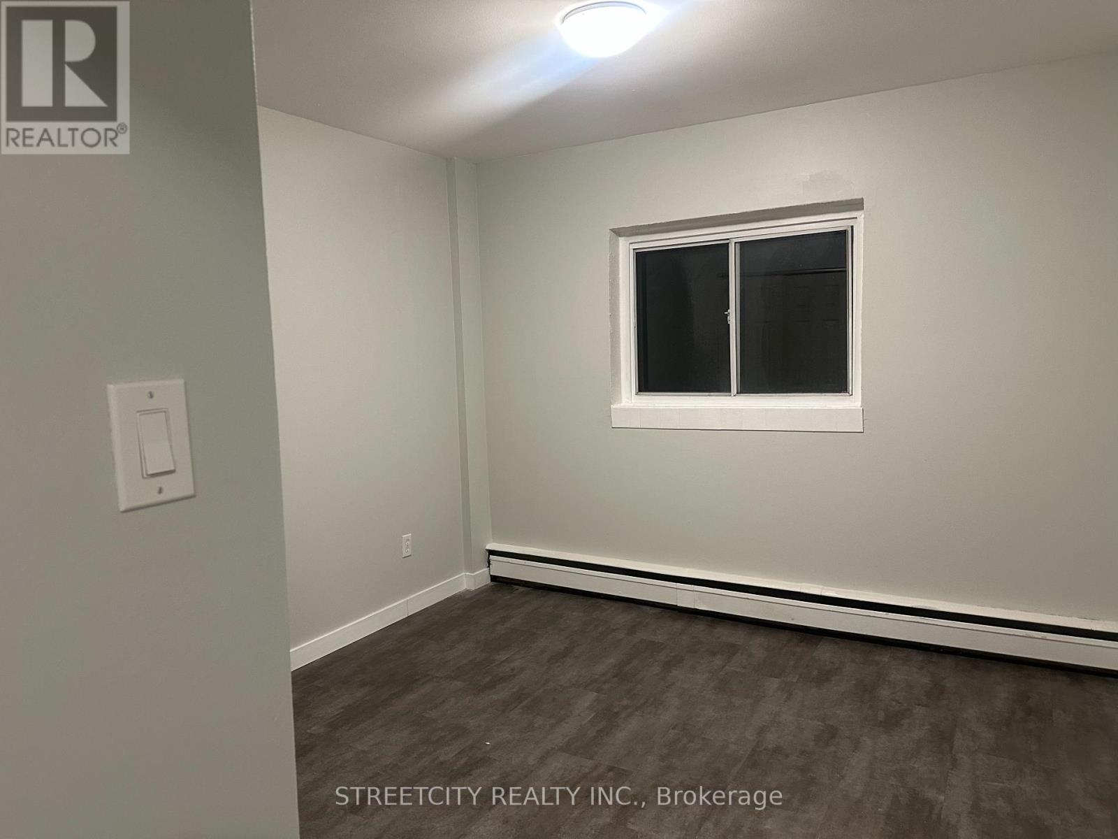 22 - 220 Ashland Avenue, London East, Ontario  N5W 4H4 - Photo 12 - X12879534