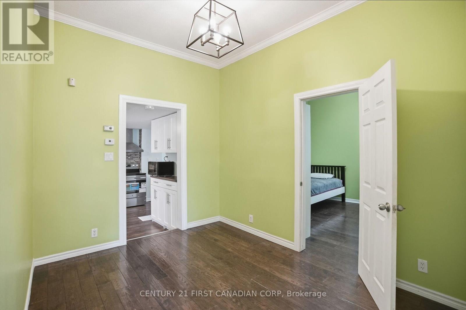 228 South Street, London East, Ontario  N6B 1B4 - Photo 18 - X12879638