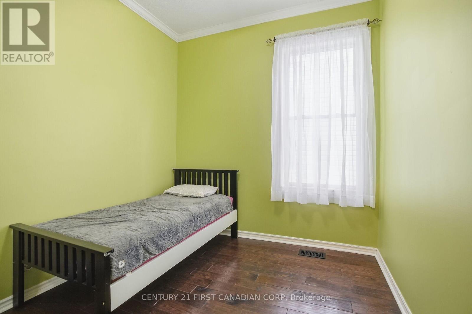 228 South Street, London East, Ontario  N6B 1B4 - Photo 19 - X12879638