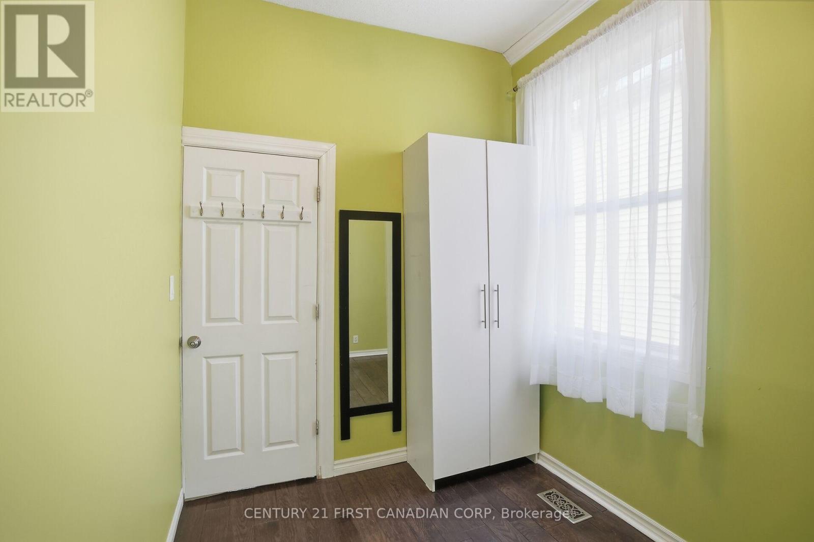 228 South Street, London East, Ontario  N6B 1B4 - Photo 20 - X12879638